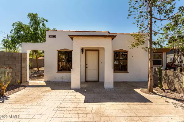 2047 E VIRGINIA Avenue, Phoenix, AZ 85006