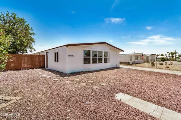 10733 W SACK Drive, Peoria, AZ 85373