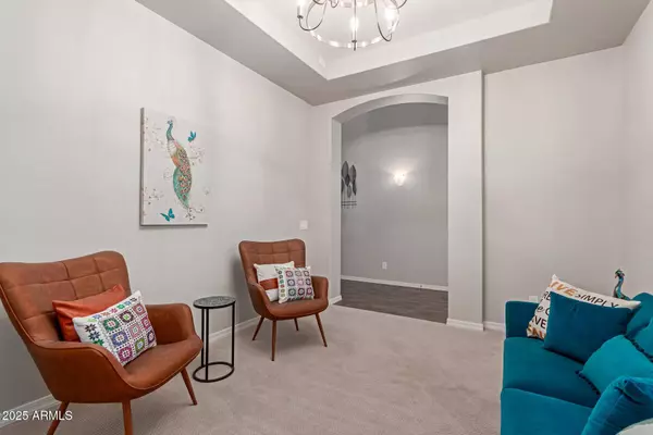 4300 E CLIFTON Avenue, Gilbert, AZ 85295