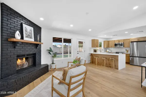 1327 W HIGHLAND Street, Chandler, AZ 85224