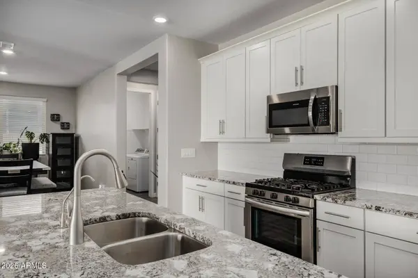 554 W RAINBOW BRIDGE Lane, San Tan Valley, AZ 85140