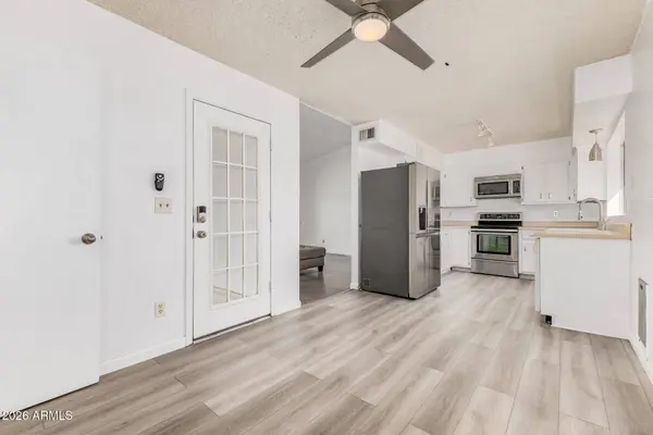 2013 W TULSA Street, Chandler, AZ 85224