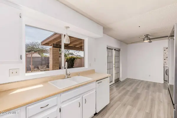 2013 W TULSA Street, Chandler, AZ 85224