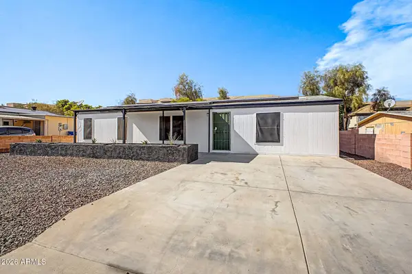 2526 E BEHREND Drive, Phoenix, AZ 85050