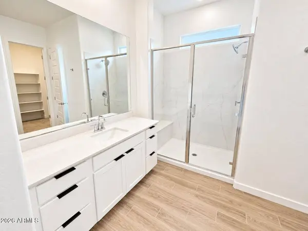 3302 E AGLIO Avenue, San Tan Valley, AZ 85143