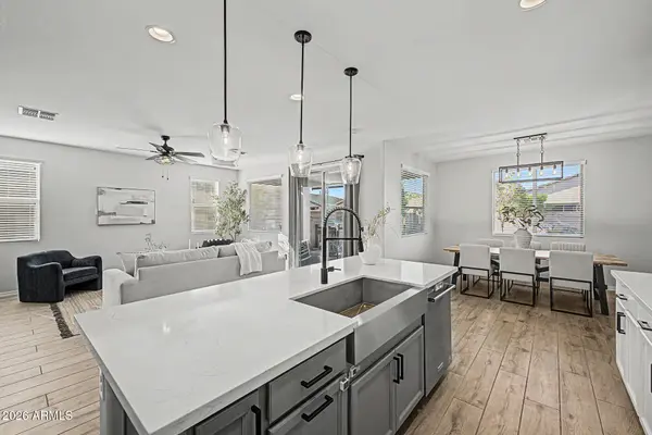13354 W BRILES Road, Peoria, AZ 85383