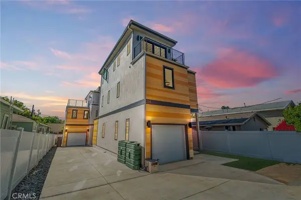 1205 Manzanita ST, Los Angeles, CA 90029