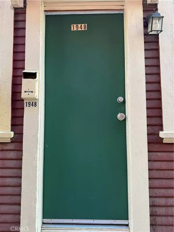 1944 New England ST, Los Angeles, CA 90007