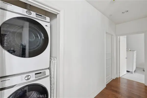 917 S New Hampshire, Los Angeles, CA 90006
