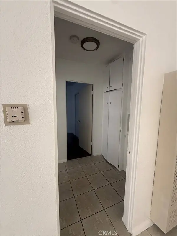 1805 Rimpau, Los Angeles, CA 90019