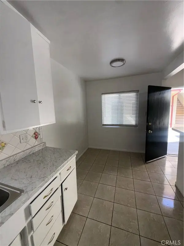 1805 Rimpau, Los Angeles, CA 90019