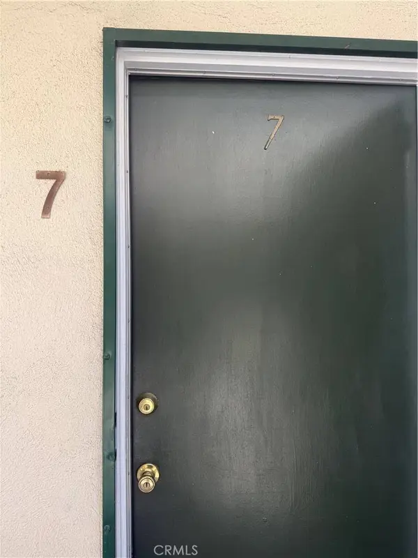 1805 Rimpau, Los Angeles, CA 90019