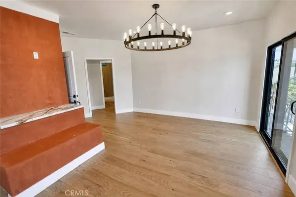 3434 Larissa, Los Angeles, CA 90026