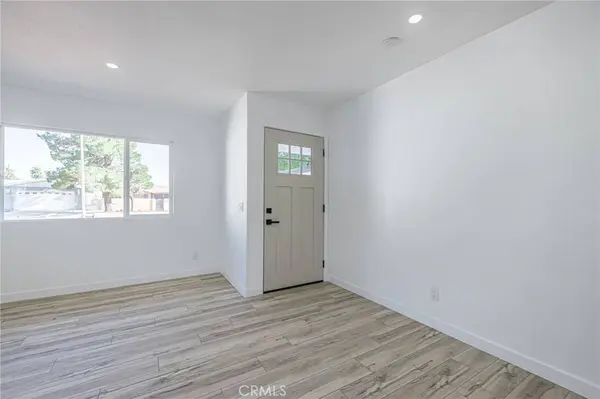 737 W Avenue H7, Lancaster, CA 93534