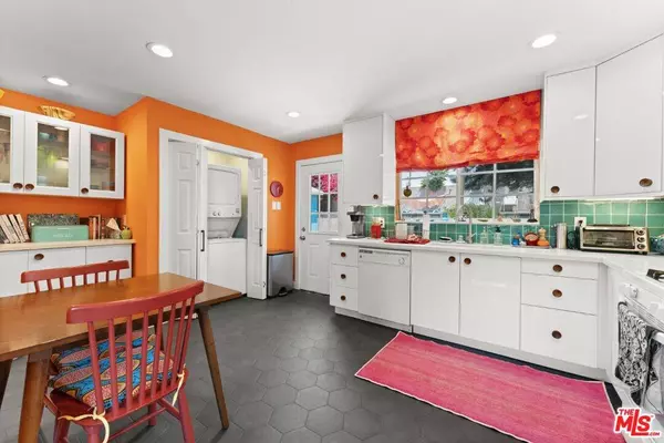 1179 Bellevue Ave, Los Angeles, CA 90012