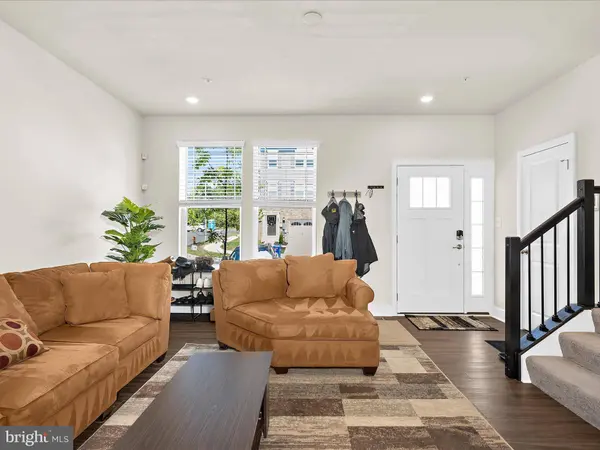 2324 WOODLANDS, Baltimore, MD 21244