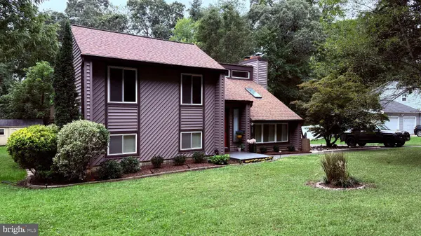 205 WOODLOCH LN