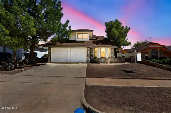 7200 CANYON RUN DR, El Paso, TX 79912