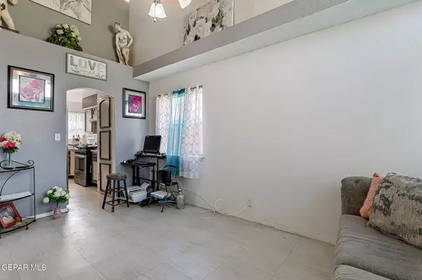 5012 CEDAR SANDS LN, El Paso, TX 79924