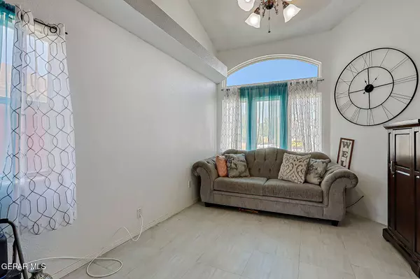 5012 CEDAR SANDS LN, El Paso, TX 79924