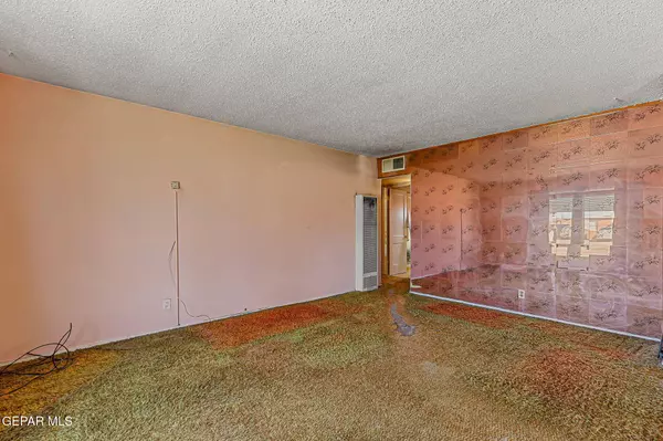 6436 KIOWA CT, El Paso, TX 79925