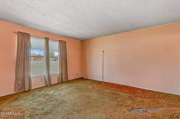 6436 KIOWA CT, El Paso, TX 79925