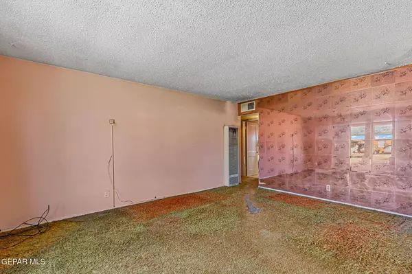 6436 KIOWA CT, El Paso, TX 79925