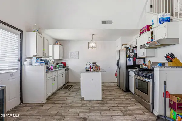 12444 SOMBRA GRANDE DR, El Paso, TX 79938