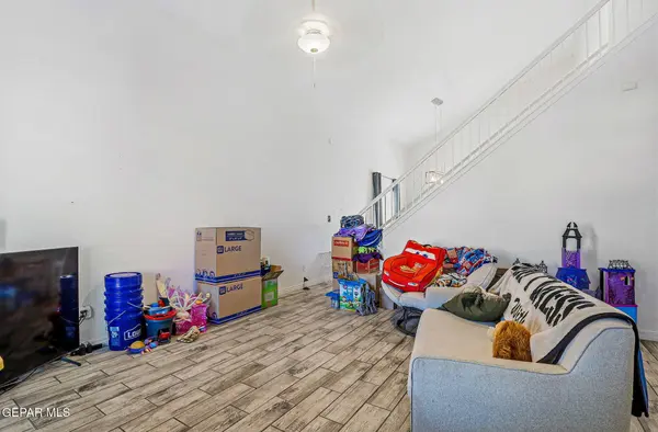 12444 SOMBRA GRANDE DR, El Paso, TX 79938