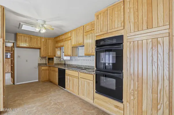 3212 Donegal RD, El Paso, TX 79925