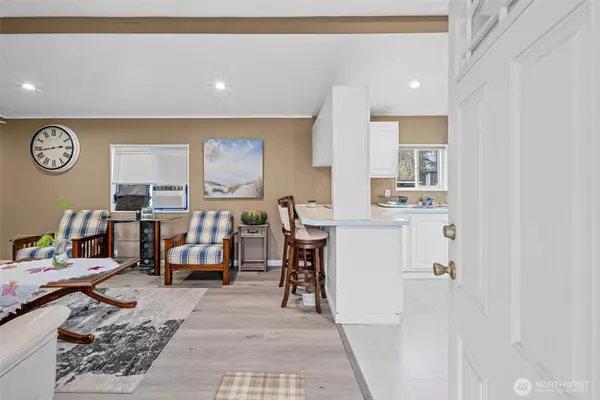 8314 144th AVE E, Puyallup, WA 98372