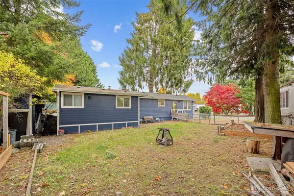 1645 S 272nd ST #13, Federal Way, WA 98003