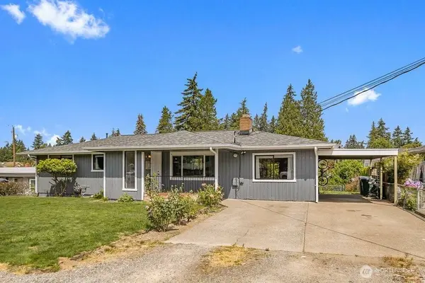 2406 NE 24th ST, Renton, WA 98056