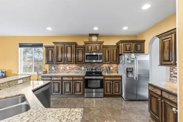 4325 Ahtanum Rd, Yakima, WA 98903-1143