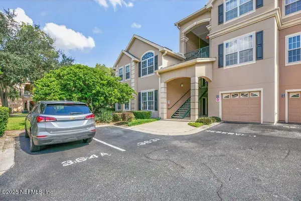 13810 SUTTON PARK DR N #820, Jacksonville, FL 32224