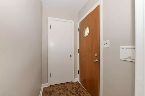 2935 N 85th St, Milwaukee, WI 53222