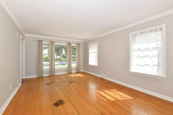 2935 N 85th St, Milwaukee, WI 53222