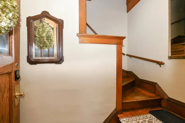 4907 W Vine St, Milwaukee, WI 53208