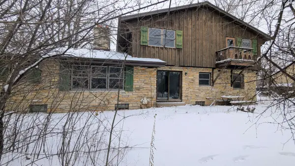 N85W17745 Ann Ave, Menomonee Falls, WI 53051