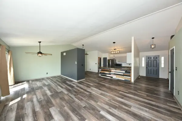 1129 Kennedy, Hartford, WI 53027