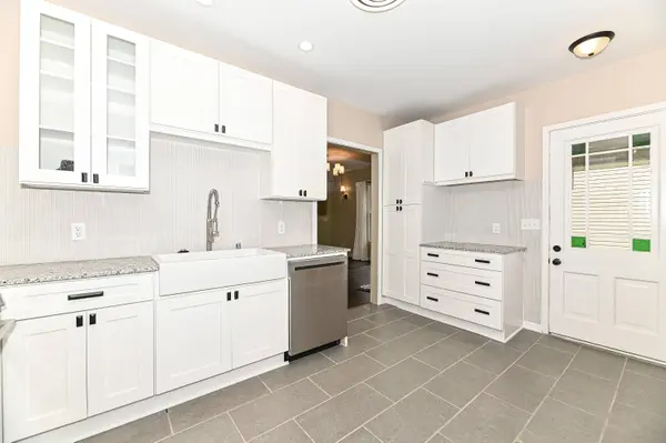 1212 Highland, Racine, WI 53403