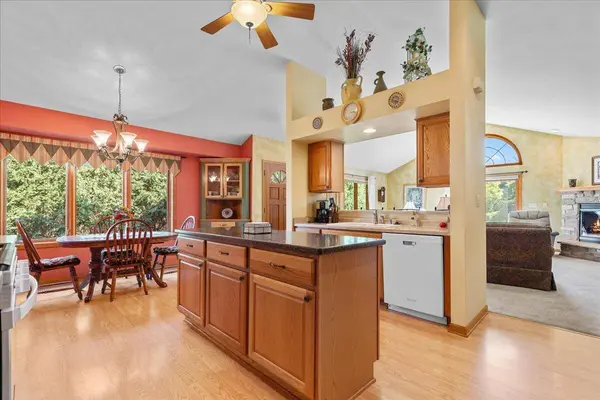 N161W19121 Oakland Dr, Jackson, WI 53037