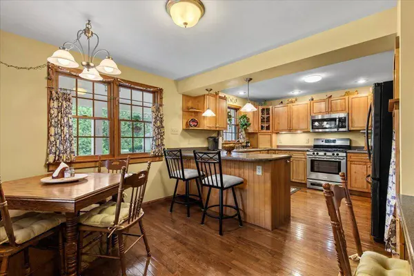 N104W16269 Donges Bay Rd, Germantown, WI 53022