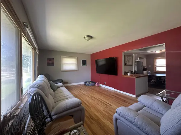 7305 W Verona Ct, Milwaukee, WI 53219