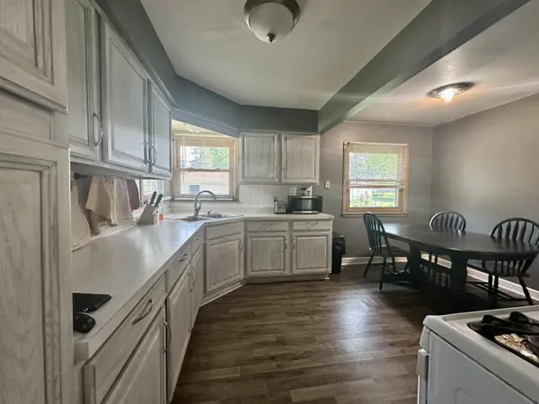 7305 W Verona Ct, Milwaukee, WI 53219
