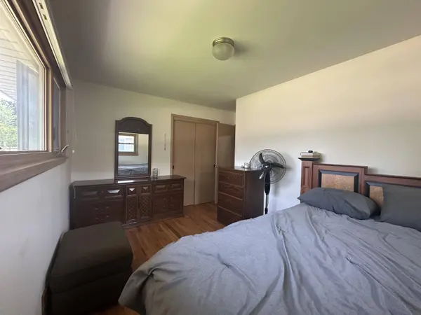7305 W Verona Ct, Milwaukee, WI 53219