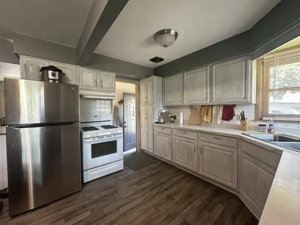 7305 W Verona Ct, Milwaukee, WI 53219
