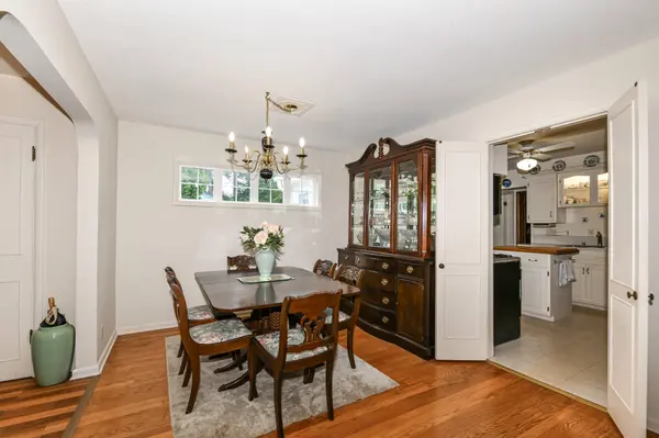 603 Glenview Ave, Wauwatosa, WI 53213