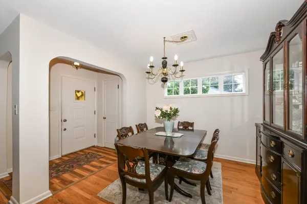 603 Glenview Ave, Wauwatosa, WI 53213