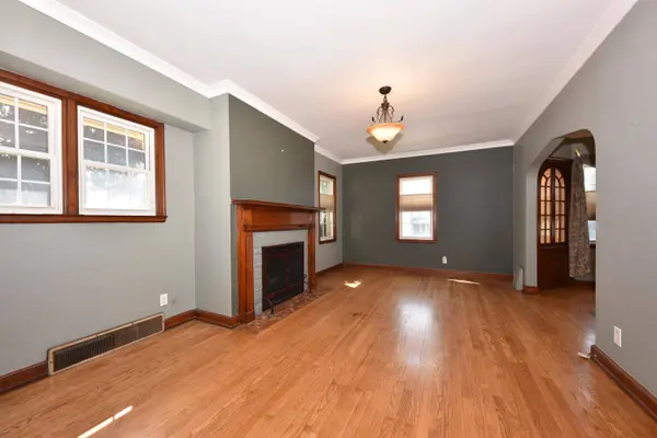 2721 N 72nd St, Milwaukee, WI 53210